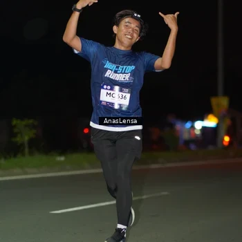 Runner Photo 7638834