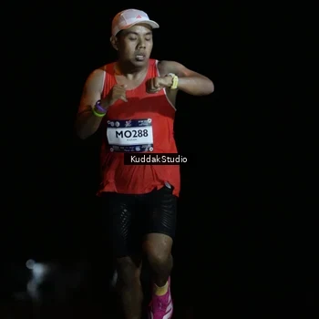 Runner Photo 7638877