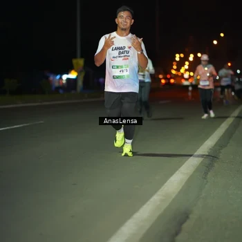 Runner Photo 7638886