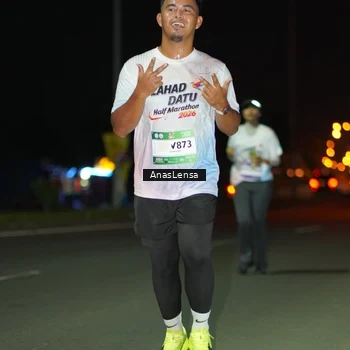 Runner Photo 7638888