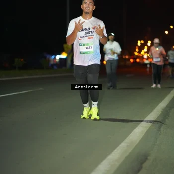 Runner Photo 7638893