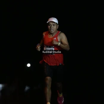 Runner Photo 7638898