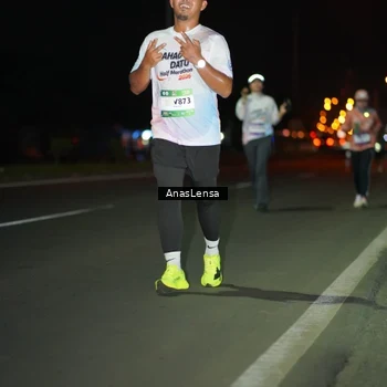 Runner Photo 7638902