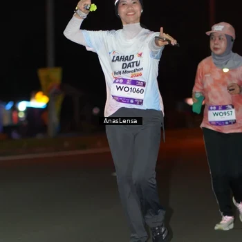 Runner Photo 7638906