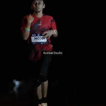 Runner Photo 7638912