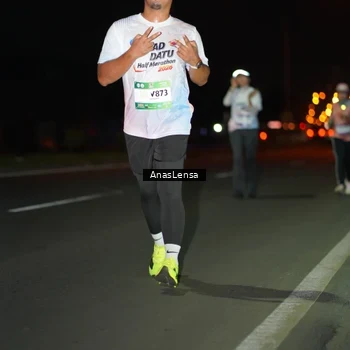 Runner Photo 7638930