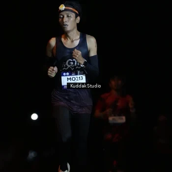 Runner Photo 7638934