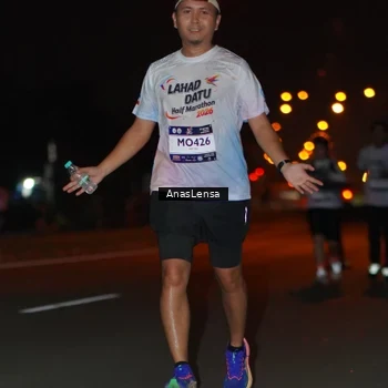 Runner Photo 7638995