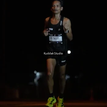 Runner Photo 7639062