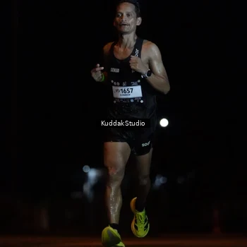 Runner Photo 7639065