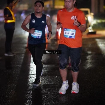 Runner Photo 7639072