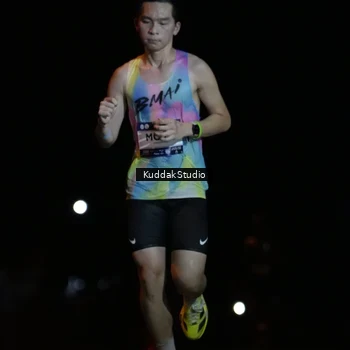 Runner Photo 7639081