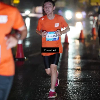 Runner Photo 7639085