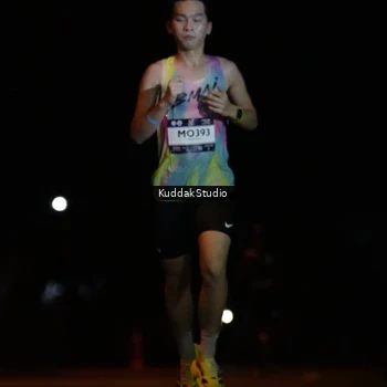 Runner Photo 7639091