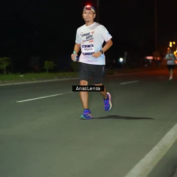 Runner Photo 7639095
