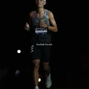 Runner Photo 7639105