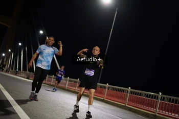 Runner Photo 763913