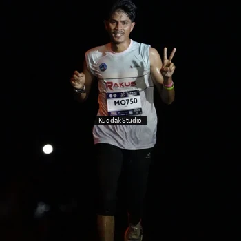 Runner Photo 7639135