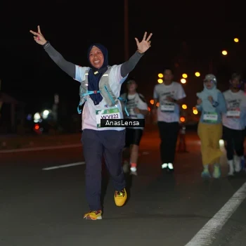 Runner Photo 7639150