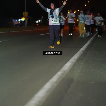 Runner Photo 7639151