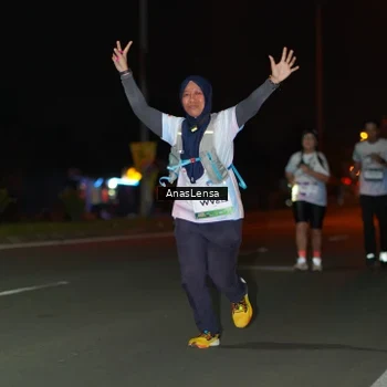 Runner Photo 7639173