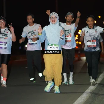 Runner Photo 7639247