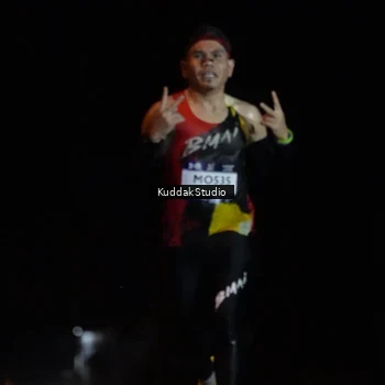 Runner Photo 7639355