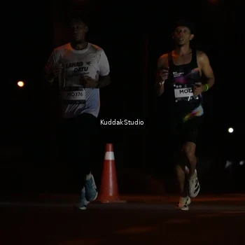Runner Photo 7639384