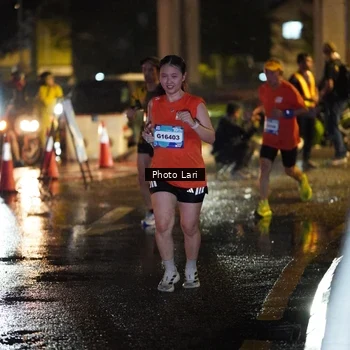 Runner Photo 7639425