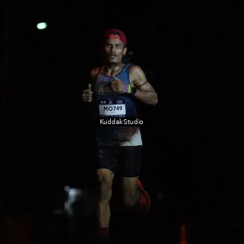 Runner Photo 7639427