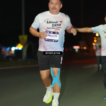 Runner Photo 7639431