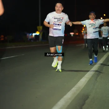 Runner Photo 7639432