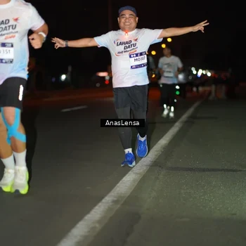 Runner Photo 7639434