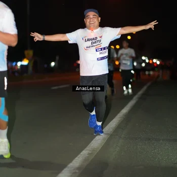 Runner Photo 7639439