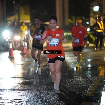 Runner Photo 7639447