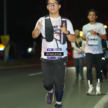 Runner Photo 7639453