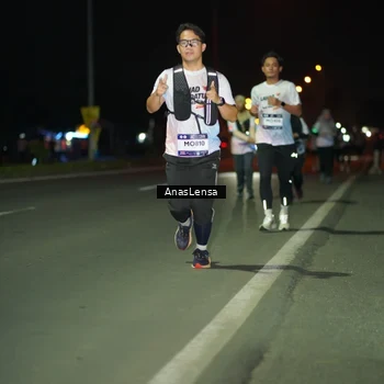 Runner Photo 7639455