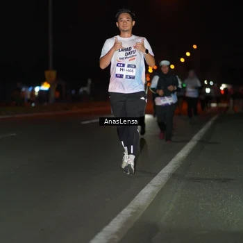 Runner Photo 7639456