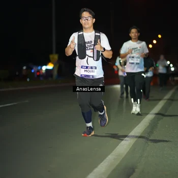 Runner Photo 7639460