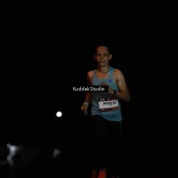 Runner Photo 7639490