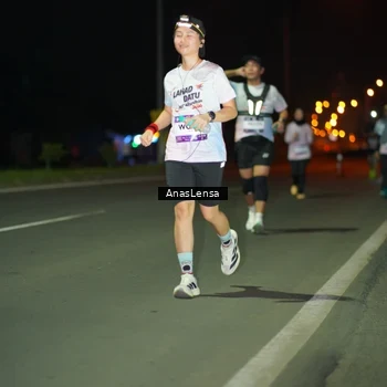Runner Photo 7639643