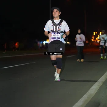 Runner Photo 7639663