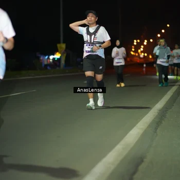Runner Photo 7639669