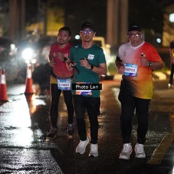 Runner Photo 7639700