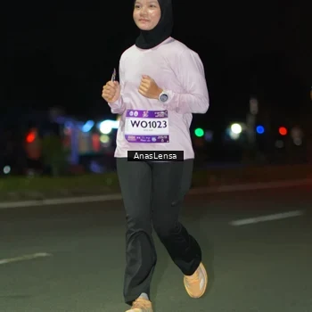 Runner Photo 7639731
