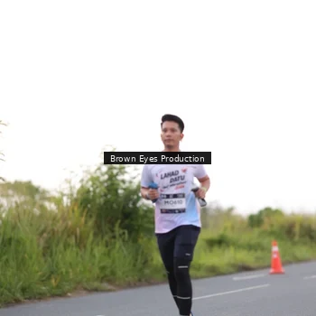 Runner Photo 7639753