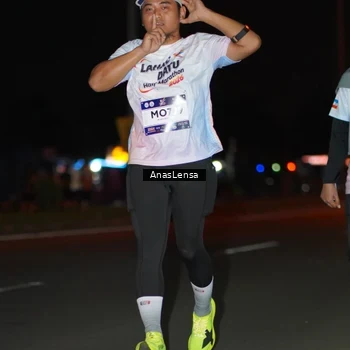 Runner Photo 7639778