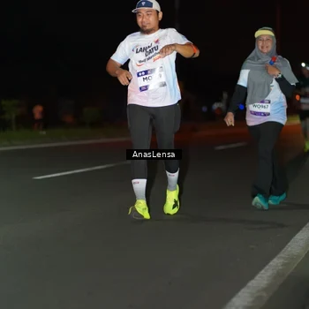 Runner Photo 7639786