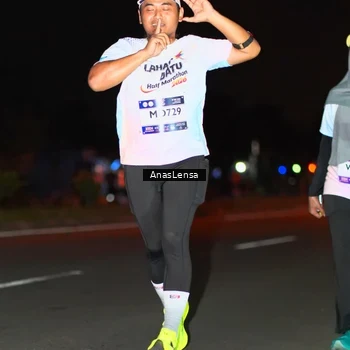 Runner Photo 7639788