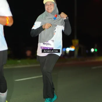 Runner Photo 7639833
